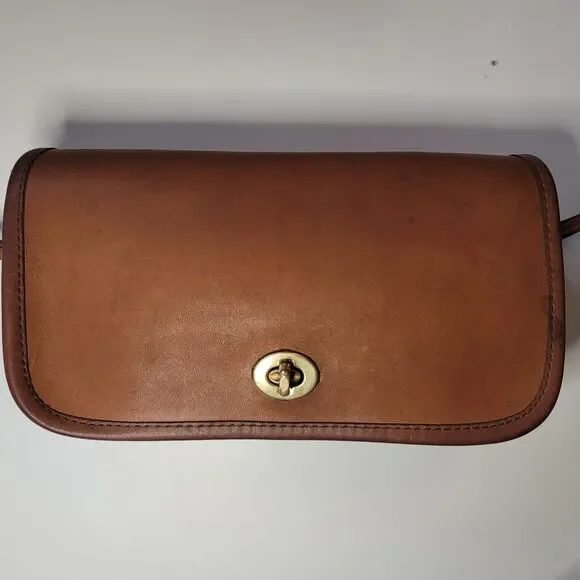 Vintage Coach Dinky Bag NYC Leather Turnlock Crossbody Bag Brown 051-9648 USA - Picture 4 of 12